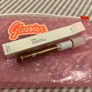 Glossier Lidstar in Branch!